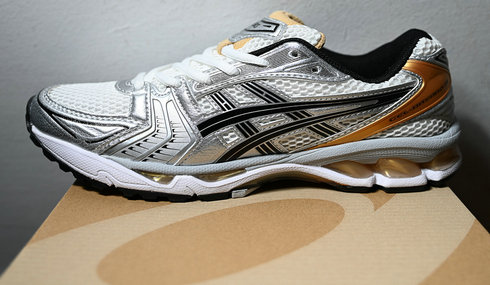 ASICS