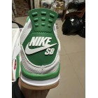 Air Jordan 4 Retro SB Pine Vert DR5415-103