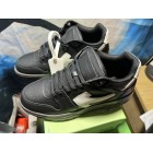 OFF-WHITE Out Of Noir Skin And Blanc Tail OMIA18 9C99LEA00 41001